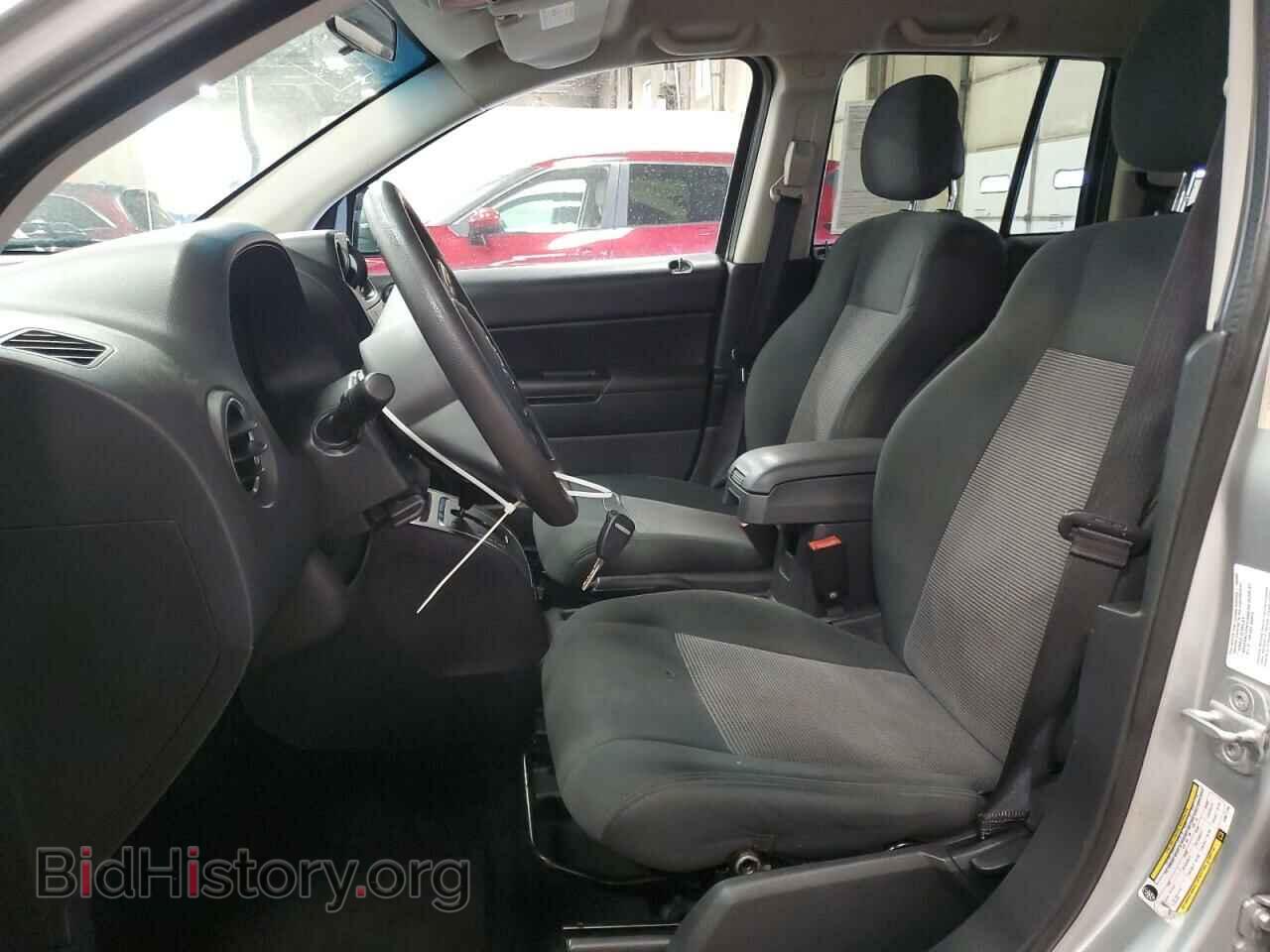 2012 JEEP COMPASS - VIN: 1C4NJCBB0CD677758 - Photo 7