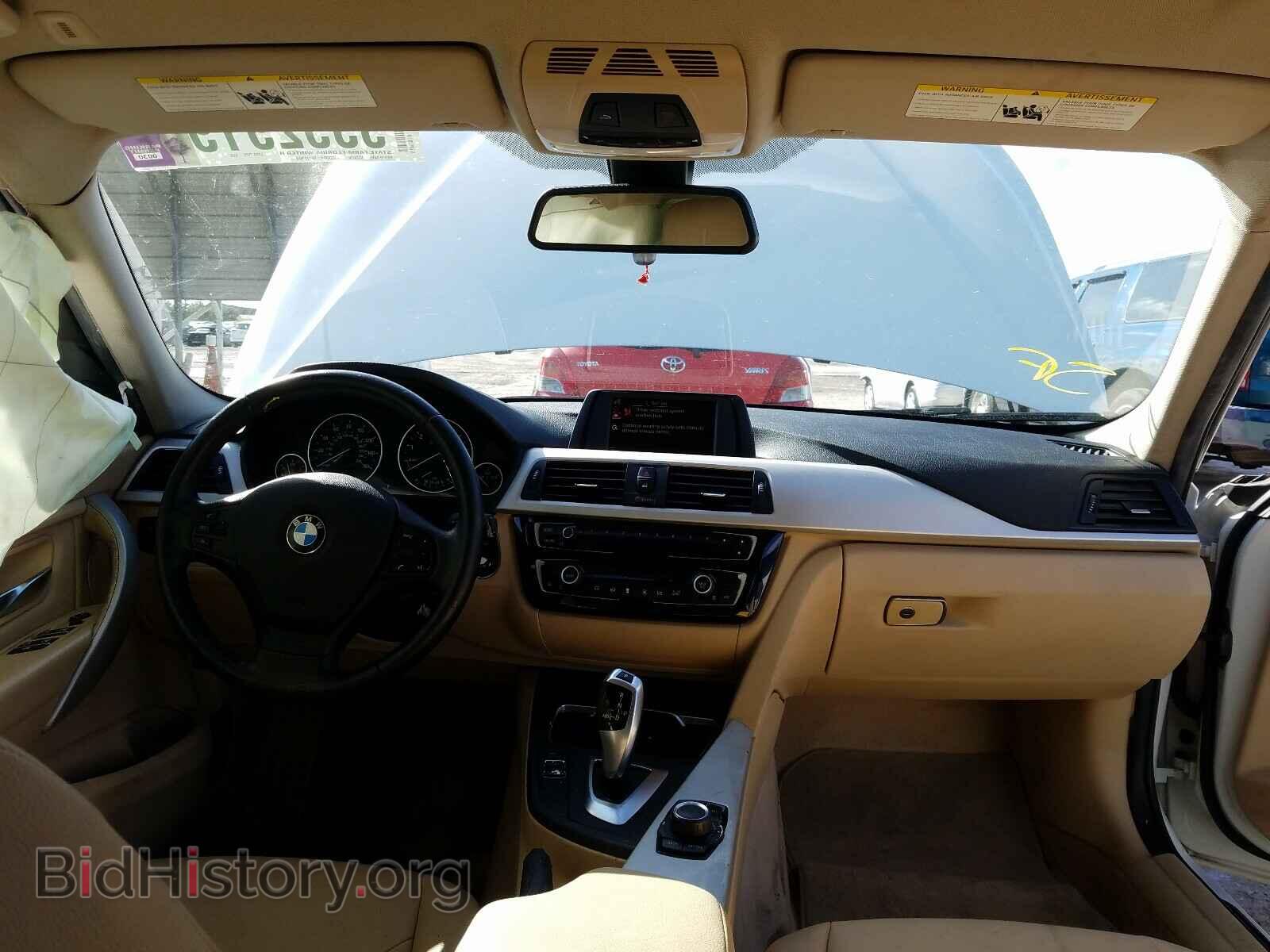 2016 BMW 3 SERIES - VIN: WBA8E1G54GNU12184 - Фото 9