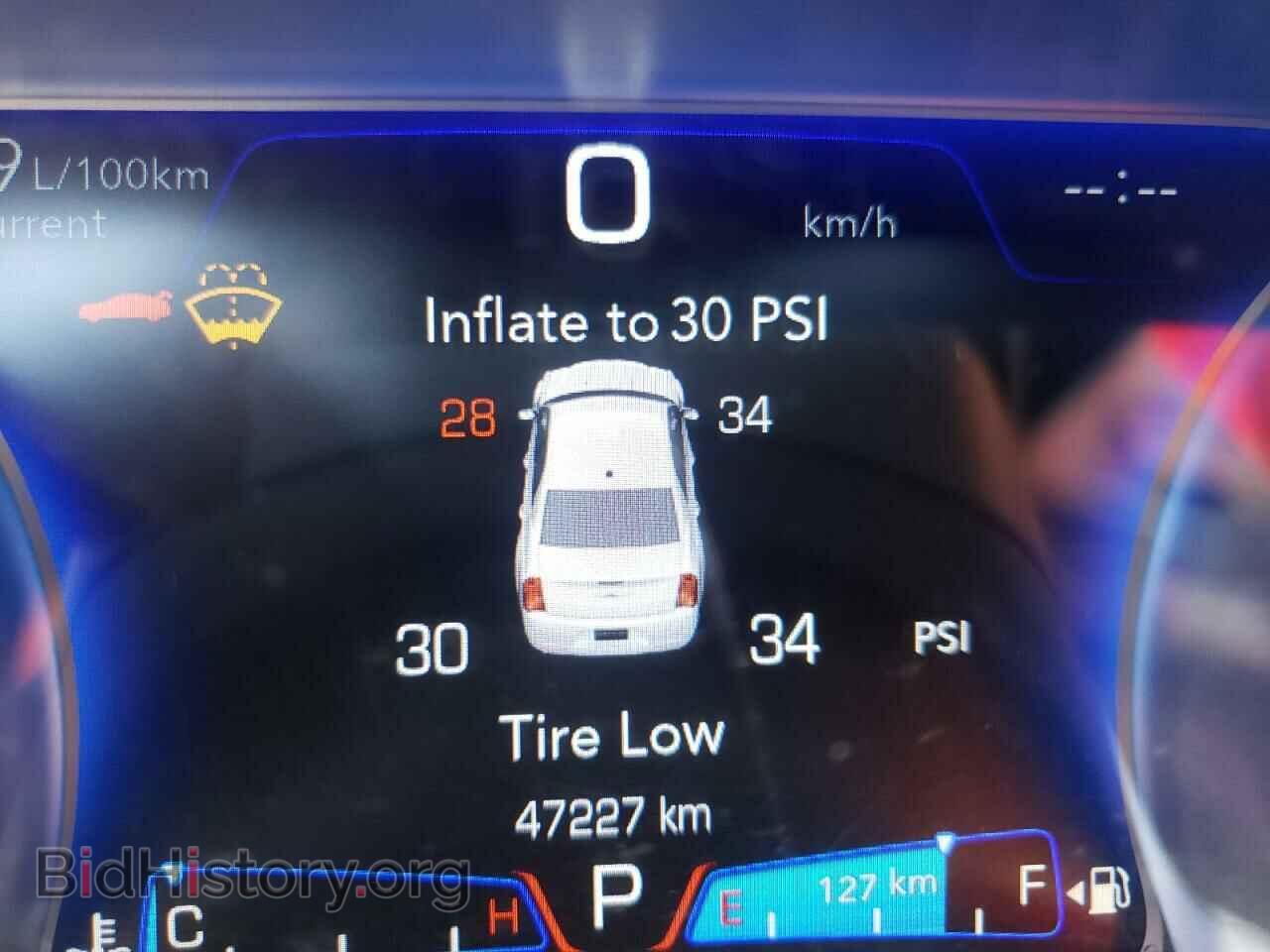 2017 CHRYSLER 300 - VIN: 2C3CCARG4HH616449 - Фото 8