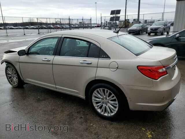2013 CHRYSLER 200 - VIN: 1C3CCBCG8DN743706 - Фото 2