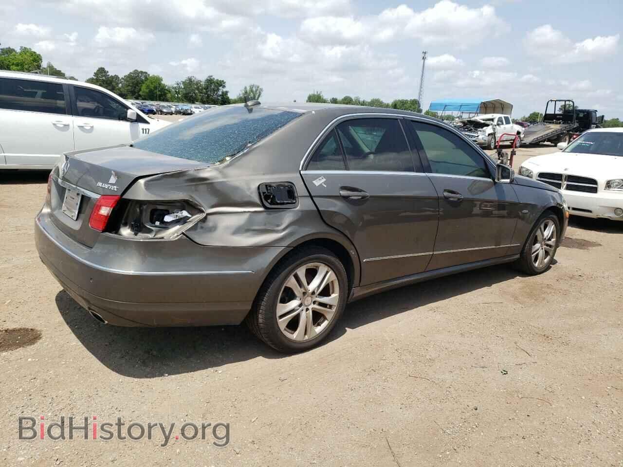 2011 MERCEDES-BENZ E-CLASS - VIN: WDDHF2EB2BA465163 - Фото 3