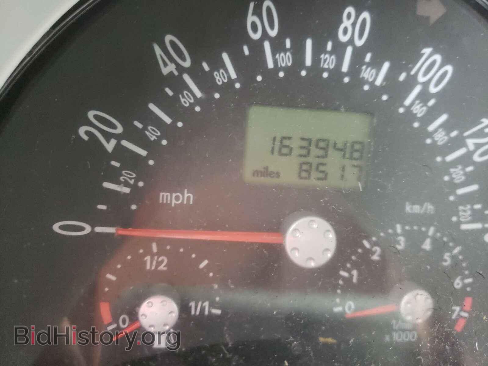 2000 VOLKSWAGEN BEETLE - VIN: 3VWCA21C6YM447310 - Фото 8
