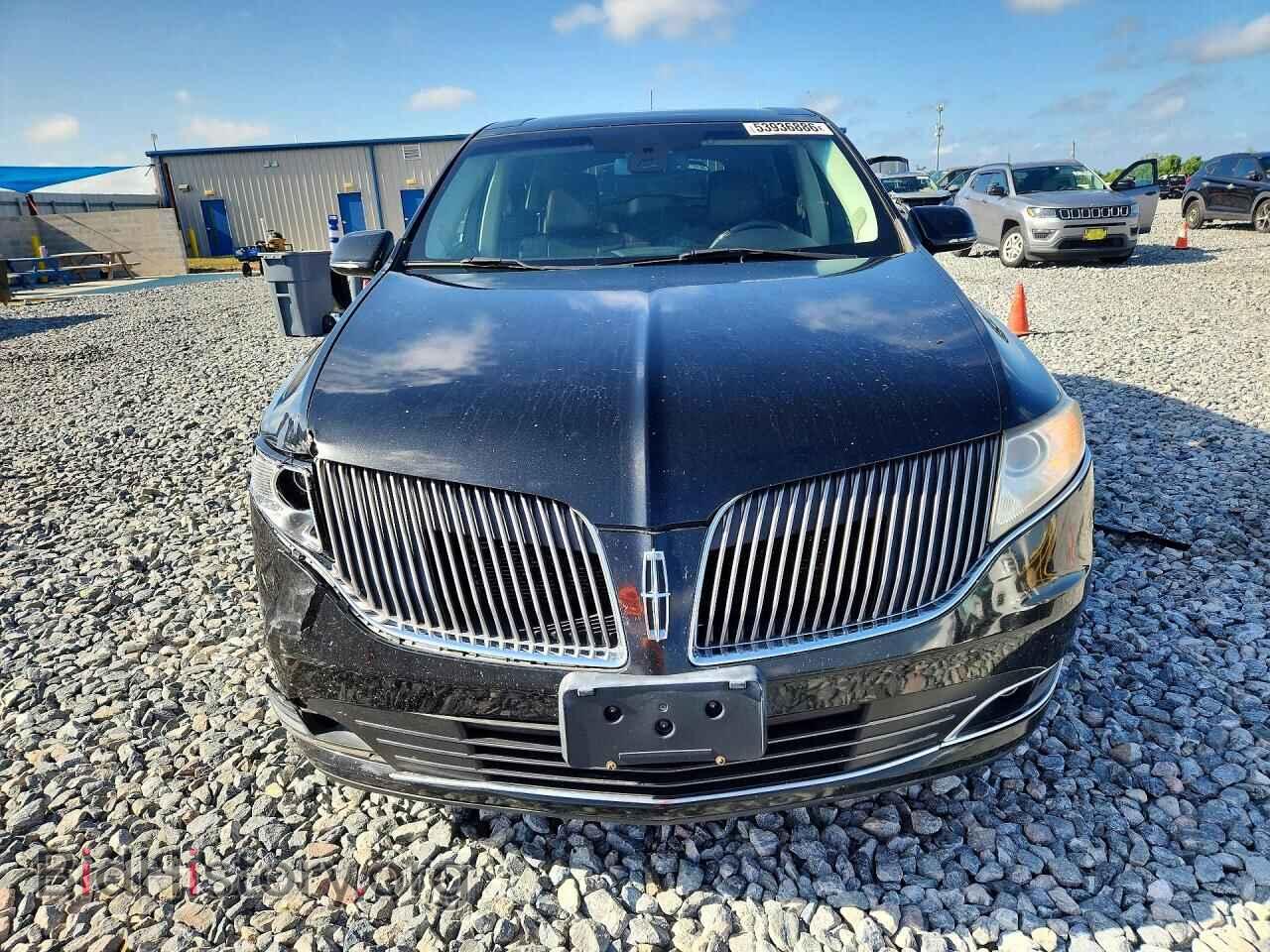 2013 LINCOLN MKT - VIN: 2LMHJ5AT1DBL56922 - Photo 5