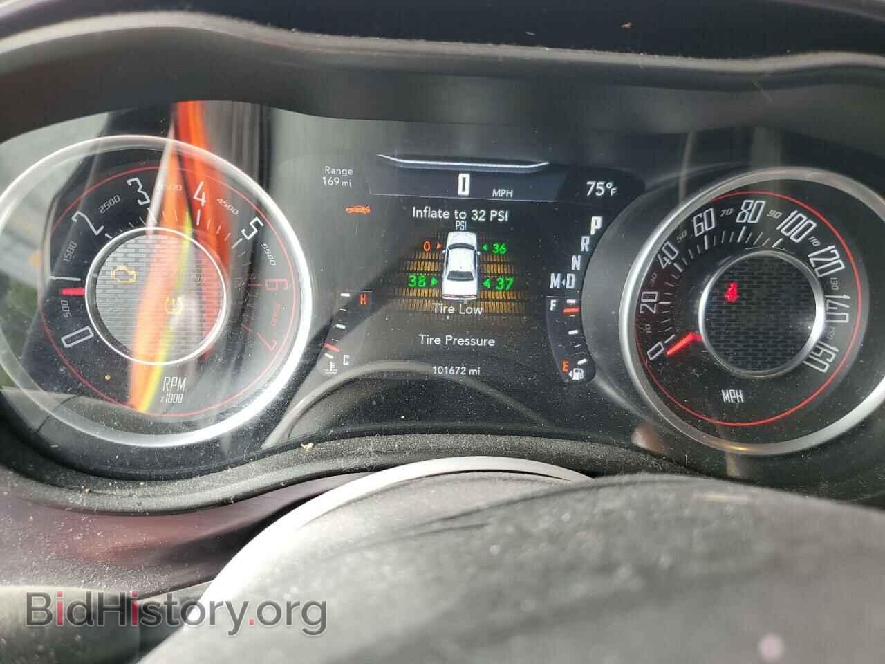 2015 DODGE CHALLENGER - VIN: 2C3CDZAT4FH737144 - Photo 9