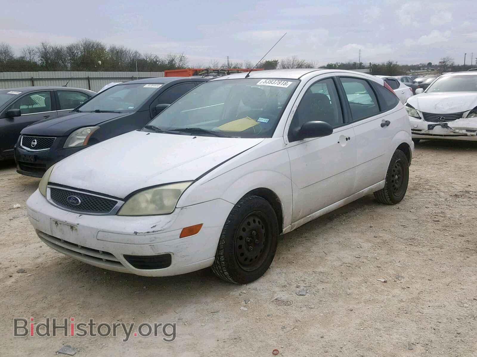 2007 FORD FOCUS - VIN: 1FAFP37N17W298127 - Photo 2