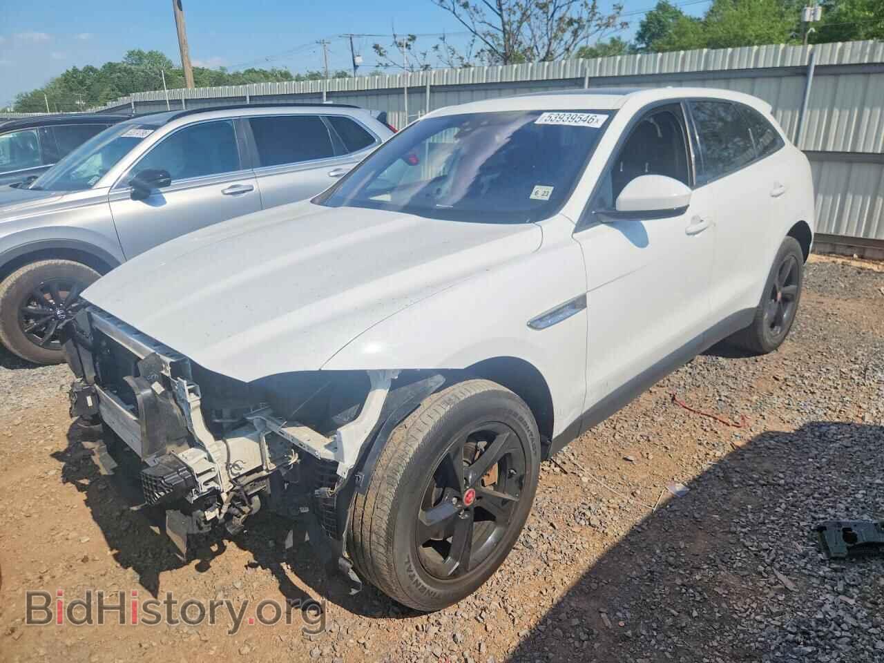 Фотография SADCJ2GX9JA280106 - JAGUAR F-PACE 2018