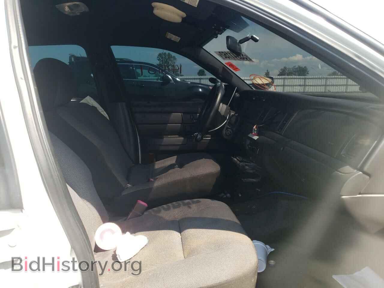 2011 FORD CROWN VIC - VIN: 2FABP7BV6BX110843 - Фото 5