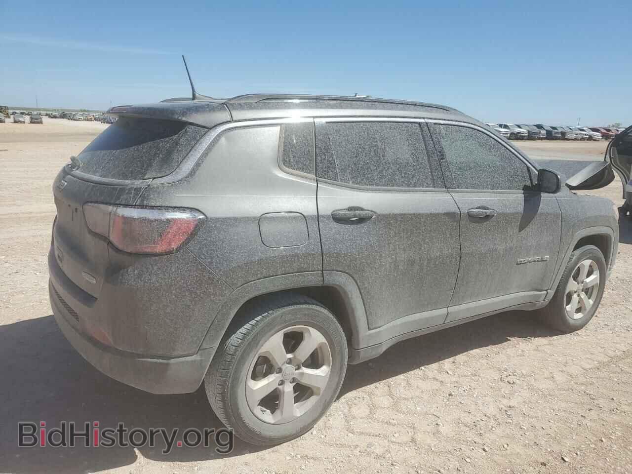 2018 JEEP COMPASS - VIN: 3C4NJCBB3JT233703 - Фото 3