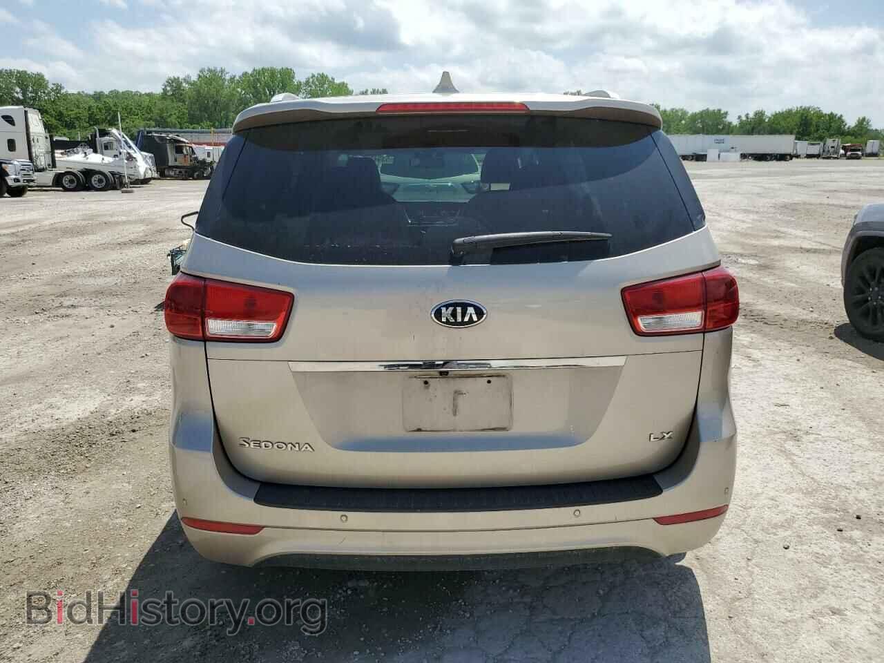 2016 KIA All Models - VIN: KNDMB5C19G6195018 - Фото 6