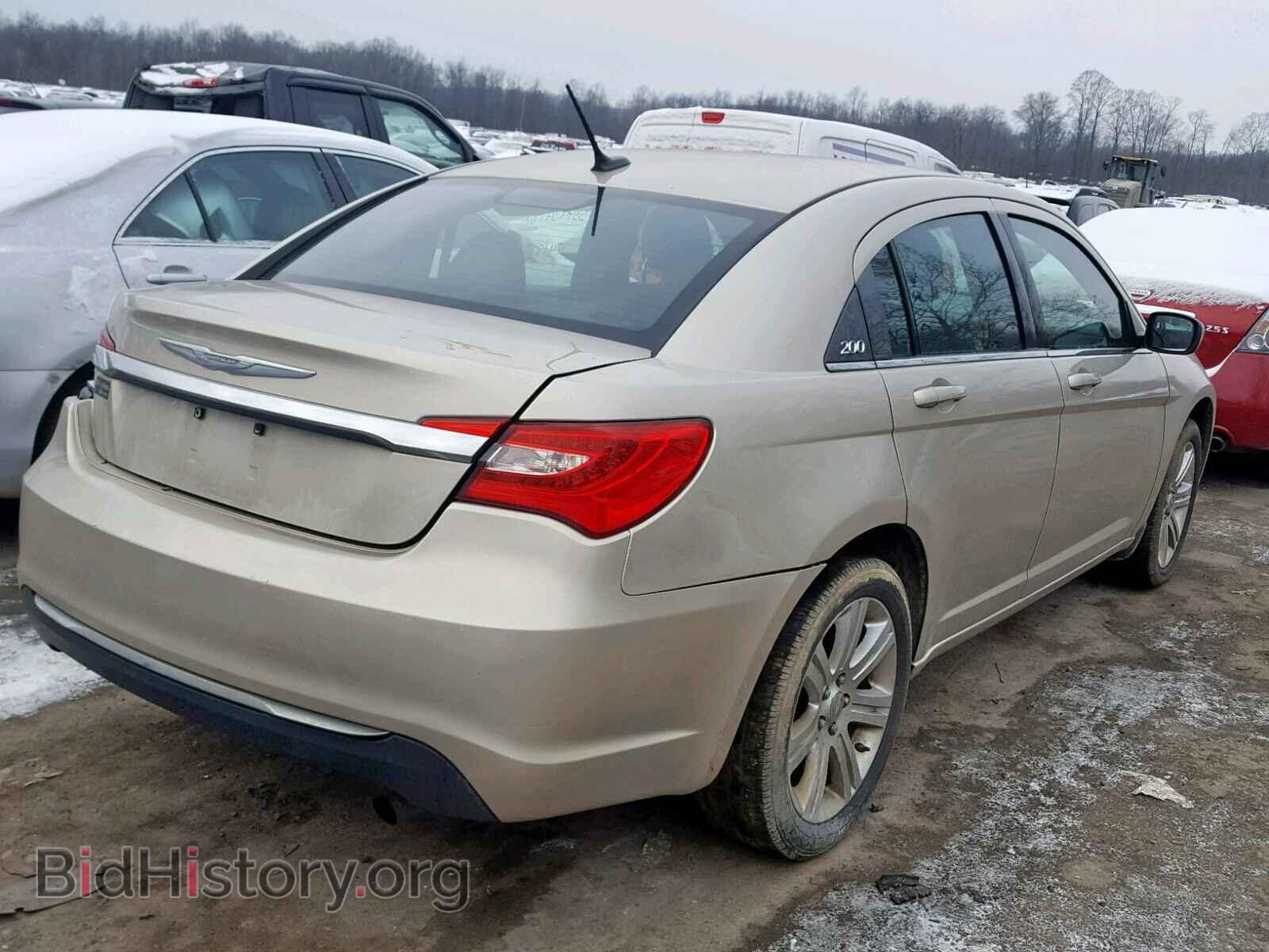 2013 CHRYSLER 200 - VIN: 1C3CCBAB1DN764744 - Фото 4