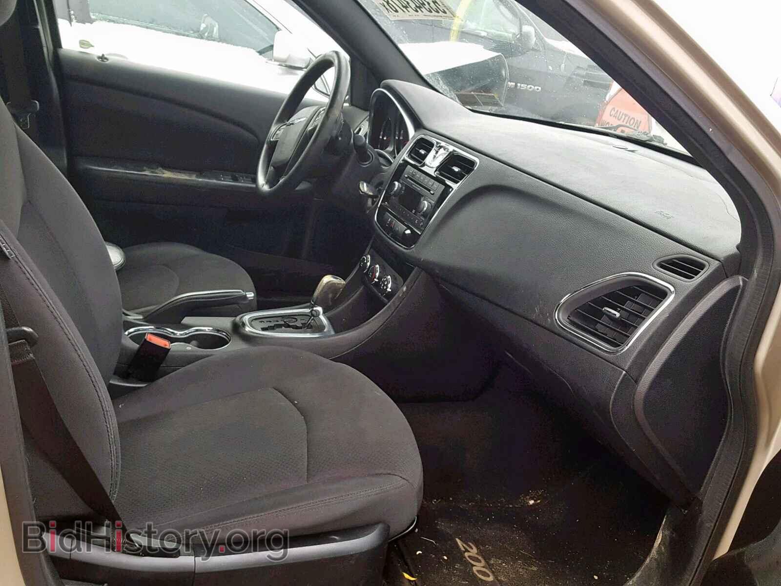 2013 CHRYSLER 200 - VIN: 1C3CCBAB1DN764744 - Фото 5