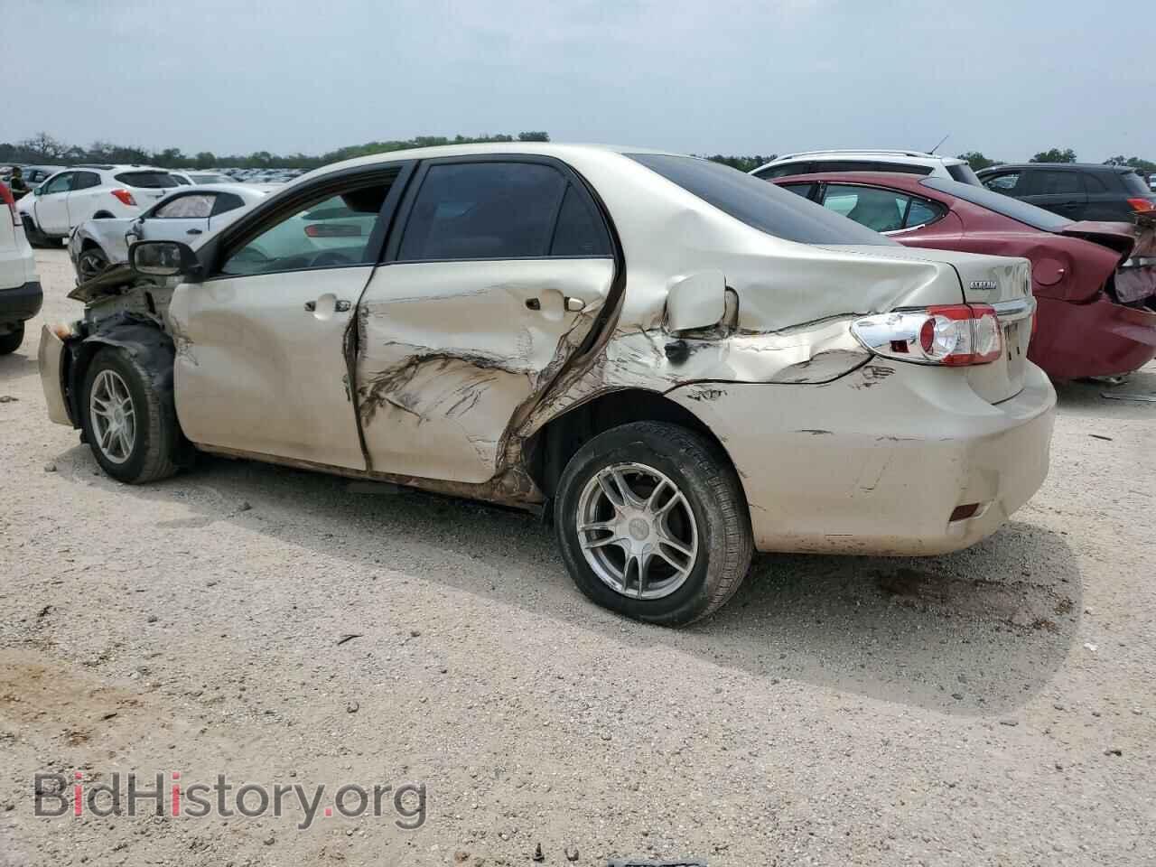 2011 TOYOTA COROLLA - VIN: 2T1BU4EE6BC537201 - Photo 2