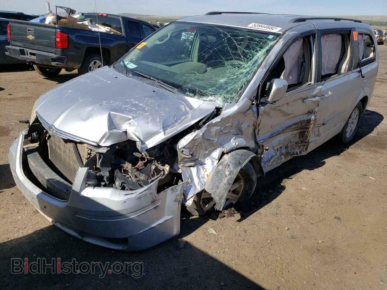 2010 CHRYSLER MINIVAN - VIN: 2A4RR5D17AR491827 - Фото 2