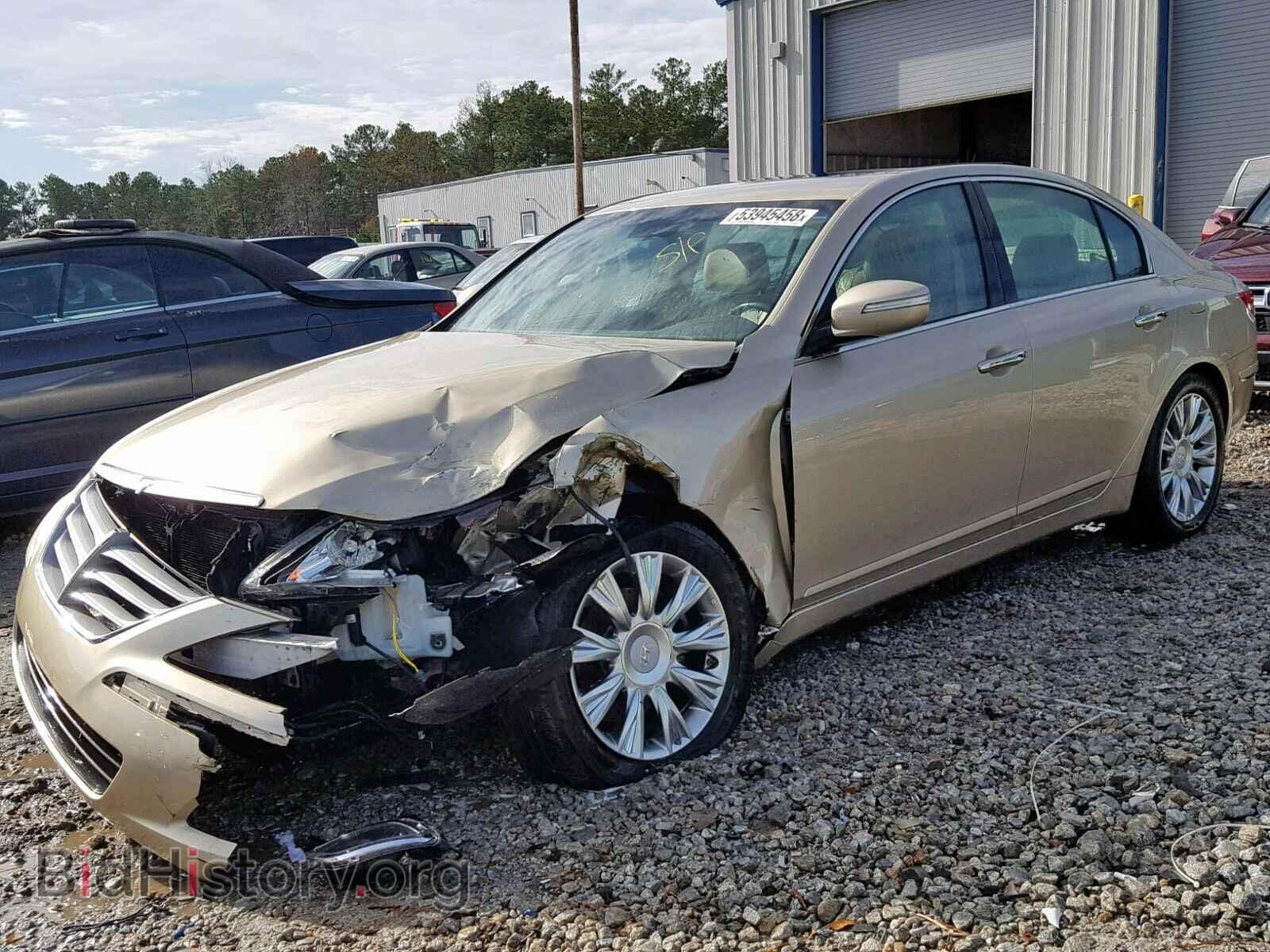 2011 HYUNDAI GENESIS - VIN: KMHGC4DE8BU123779 - Фото 2
