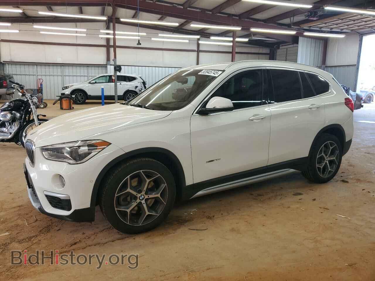 Photo WBXHT3C31H5F74841 - BMW X1 2017