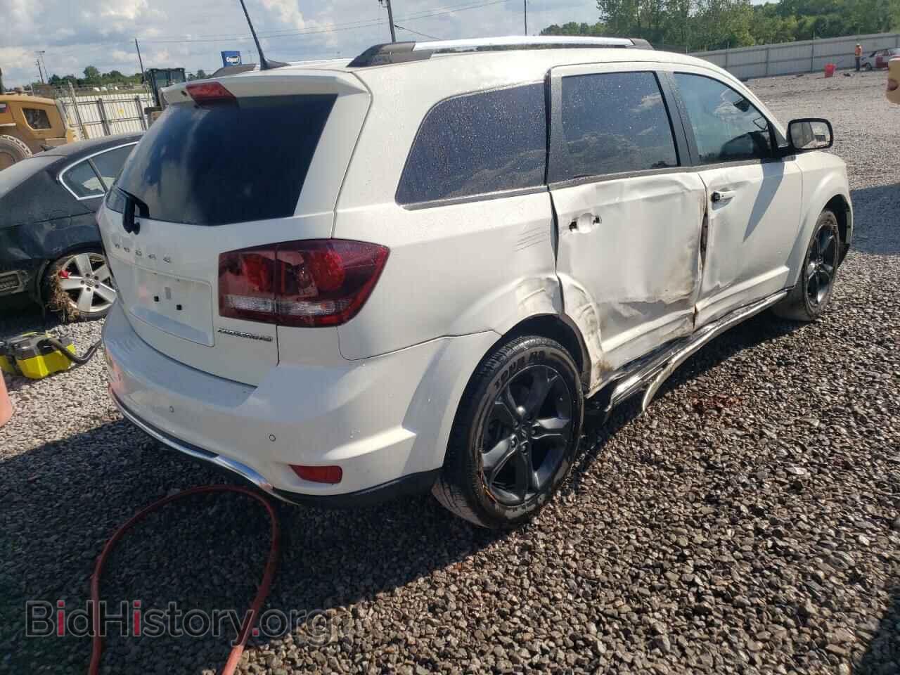 2018 DODGE JOURNEY - VIN: 3C4PDCGB2JT519342 - Фото 4