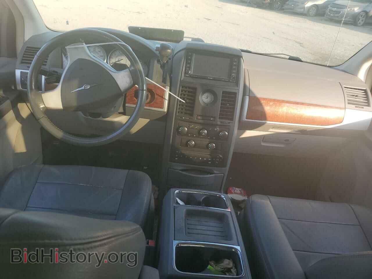 2008 CHRYSLER MINIVAN - VIN: 2A8HR54P08R612643 - Фото 8