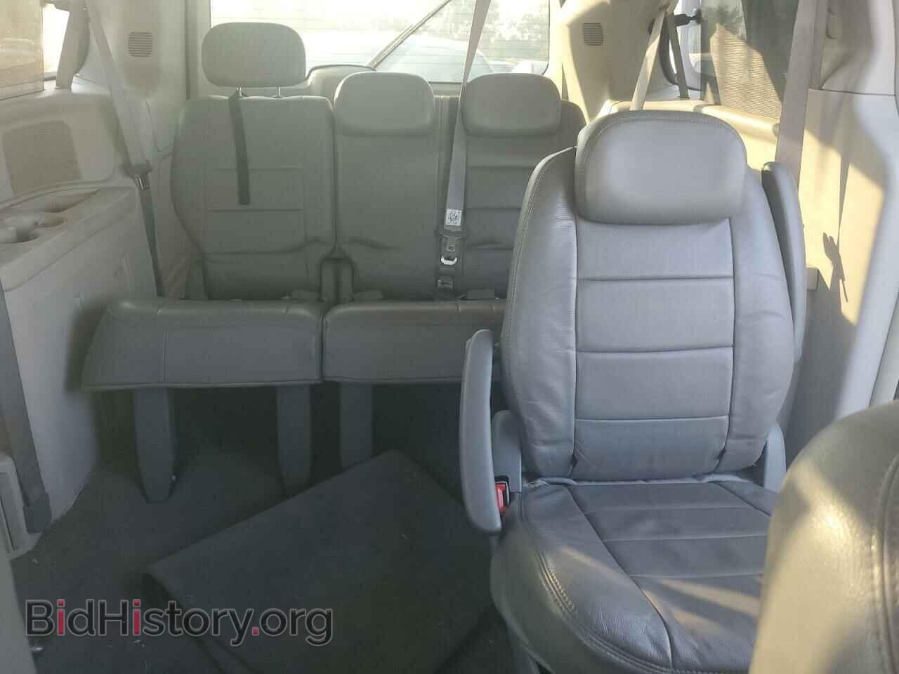 2008 CHRYSLER MINIVAN - VIN: 2A8HR54P08R612643 - Фото 10