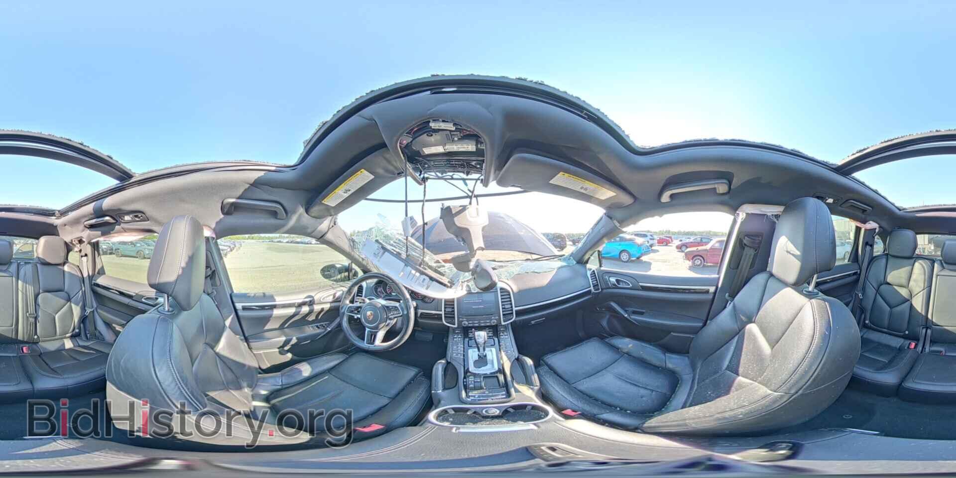 2017 PORSCHE CAYENNE - VIN: WP1AA2A26HKA91660 - Photo 15