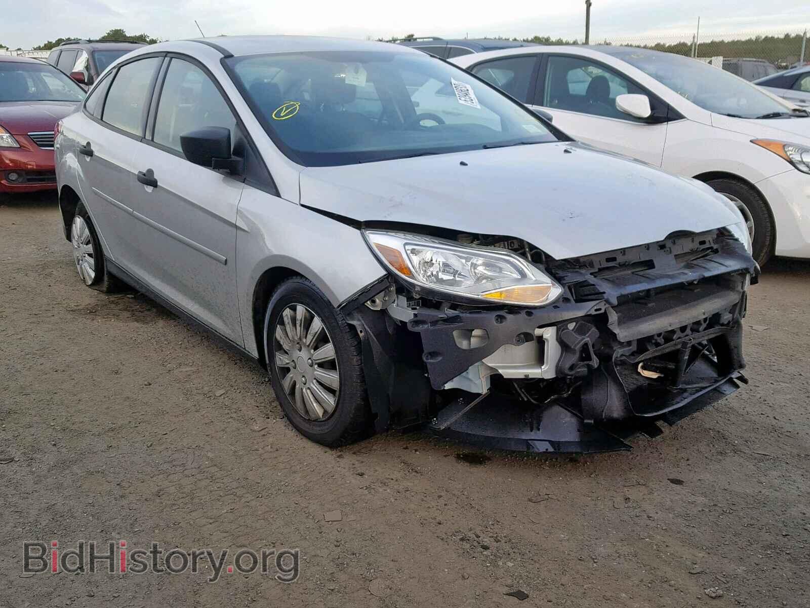 Photo 1FAHP3E29CL265941 - FORD FOCUS 2012
