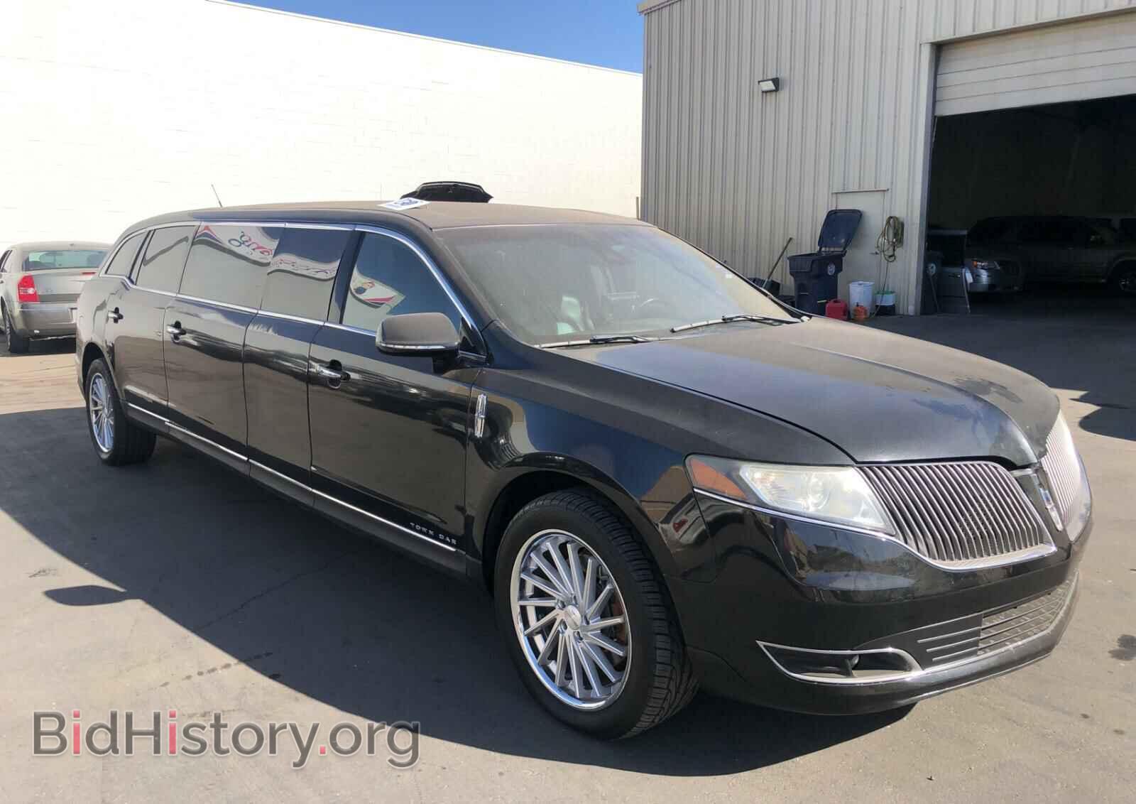 Фотография 2LMHJ5NK8DBL51444 - LINCOLN MKT 2013