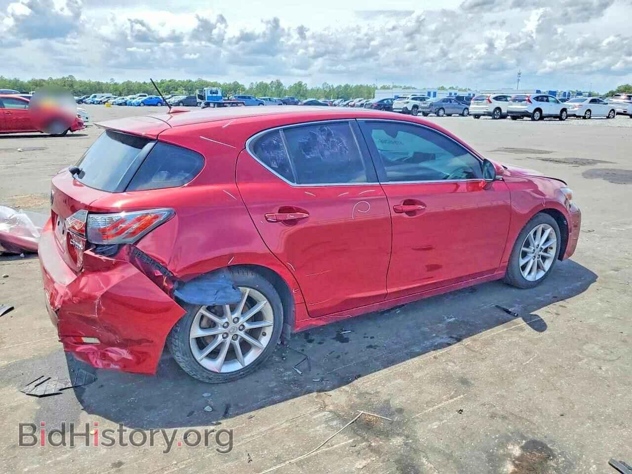 2011 LEXUS CT 200 - VIN: JTHKD5BH0B2010126 - Photo 3