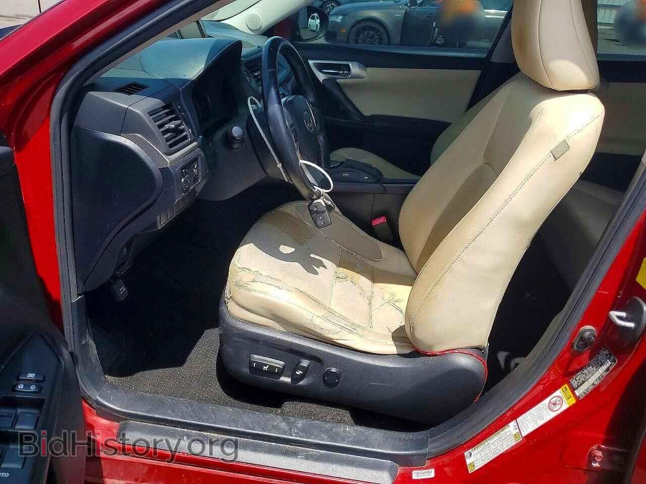 2011 LEXUS CT 200 - VIN: JTHKD5BH0B2010126 - Photo 7