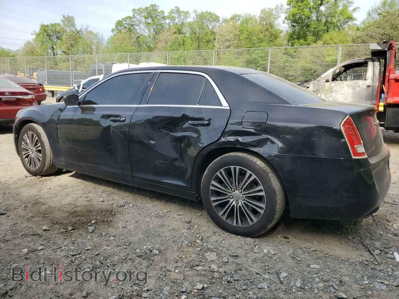2013 CHRYSLER 300 - VIN: 2C3CCAGTXDH635534 - Фото 2