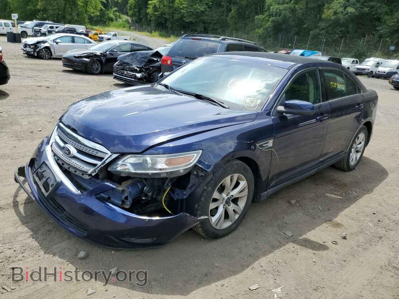 2011 FORD TAURUS - VIN: 1FAHP2EW4BG132833 - Фото 2