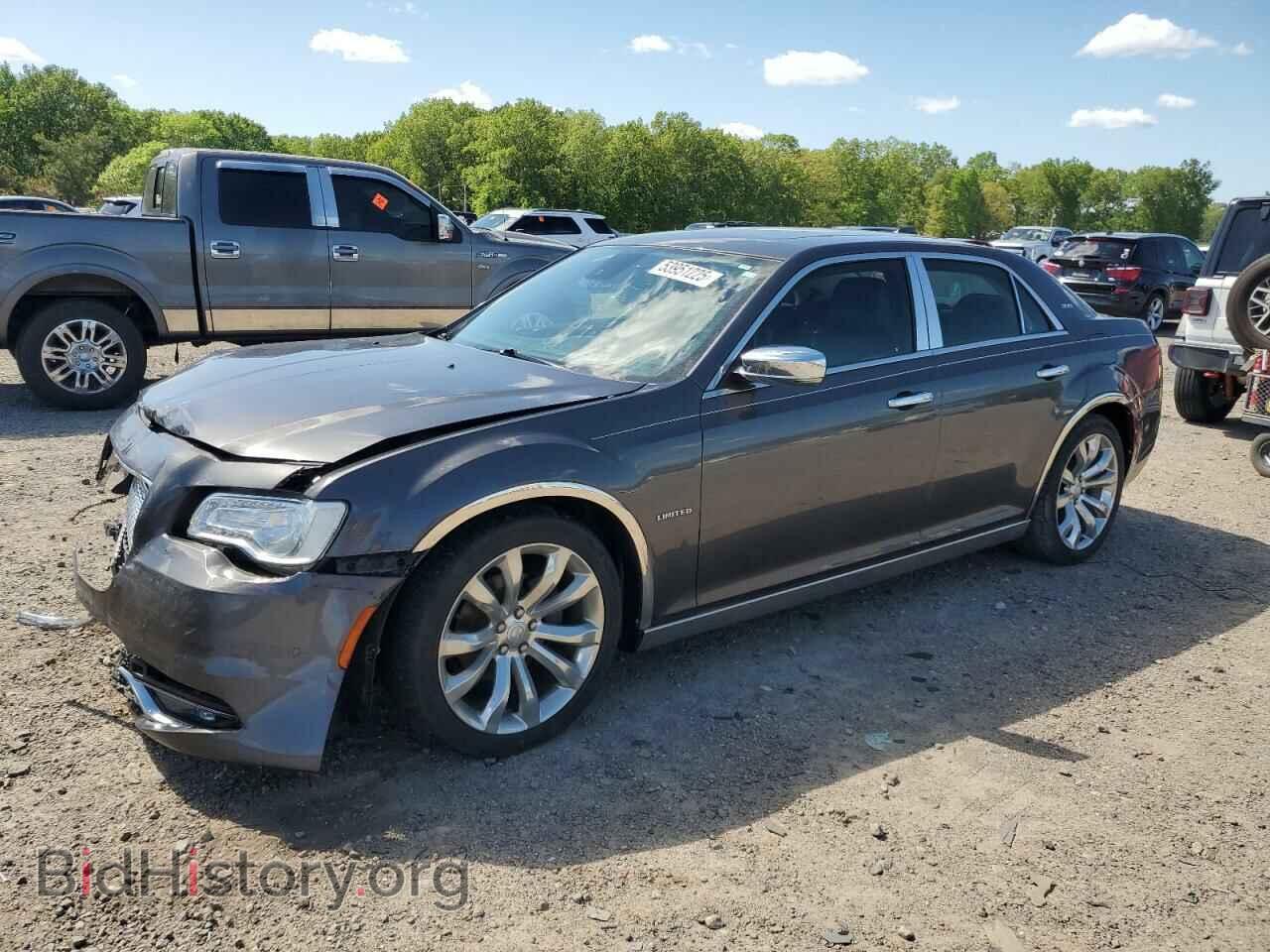 Фотография 2C3CCAEG2JH263866 - CHRYSLER 300 2018