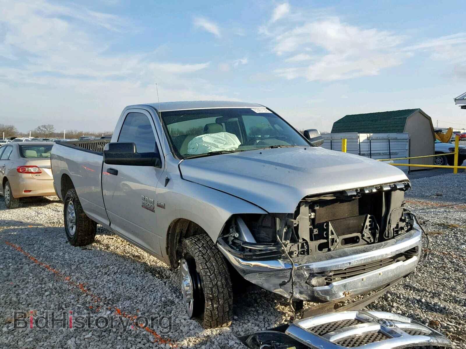 Фотография 3C6MR5AJ7HG562617 - RAM 2500 ST 2017