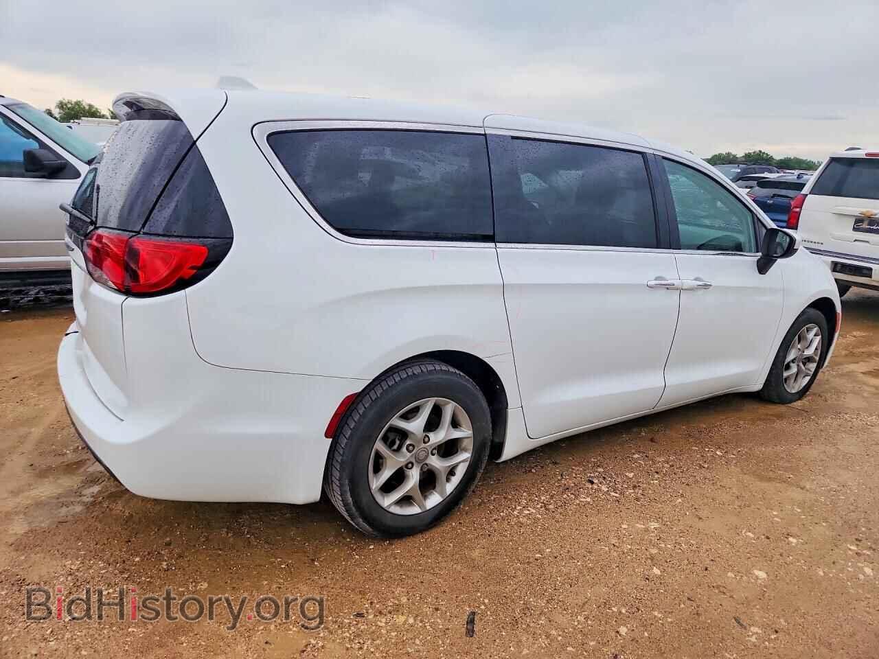 2017 CHRYSLER PACIFICA - VIN: 2C4RC1BG7HR844889 - Фото 3