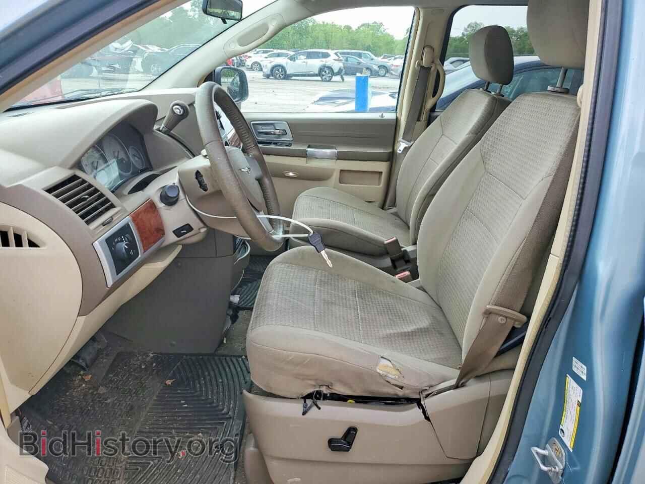 2008 CHRYSLER MINIVAN - VIN: 2A8HR54P28R732153 - Фото 7