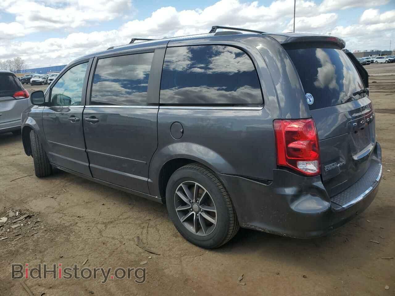 2017 DODGE CARAVAN - VIN: 2C4RDGCG1HR561158 - Фото 2