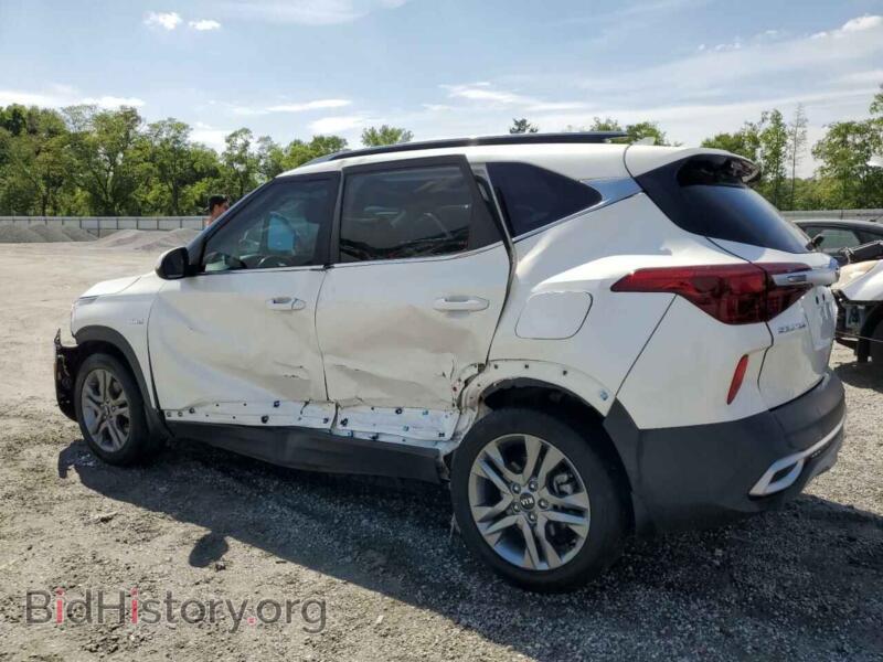 2021 Kia SELTOS (VIN KNDEUCAA2M7206078) — фото 2 из 15