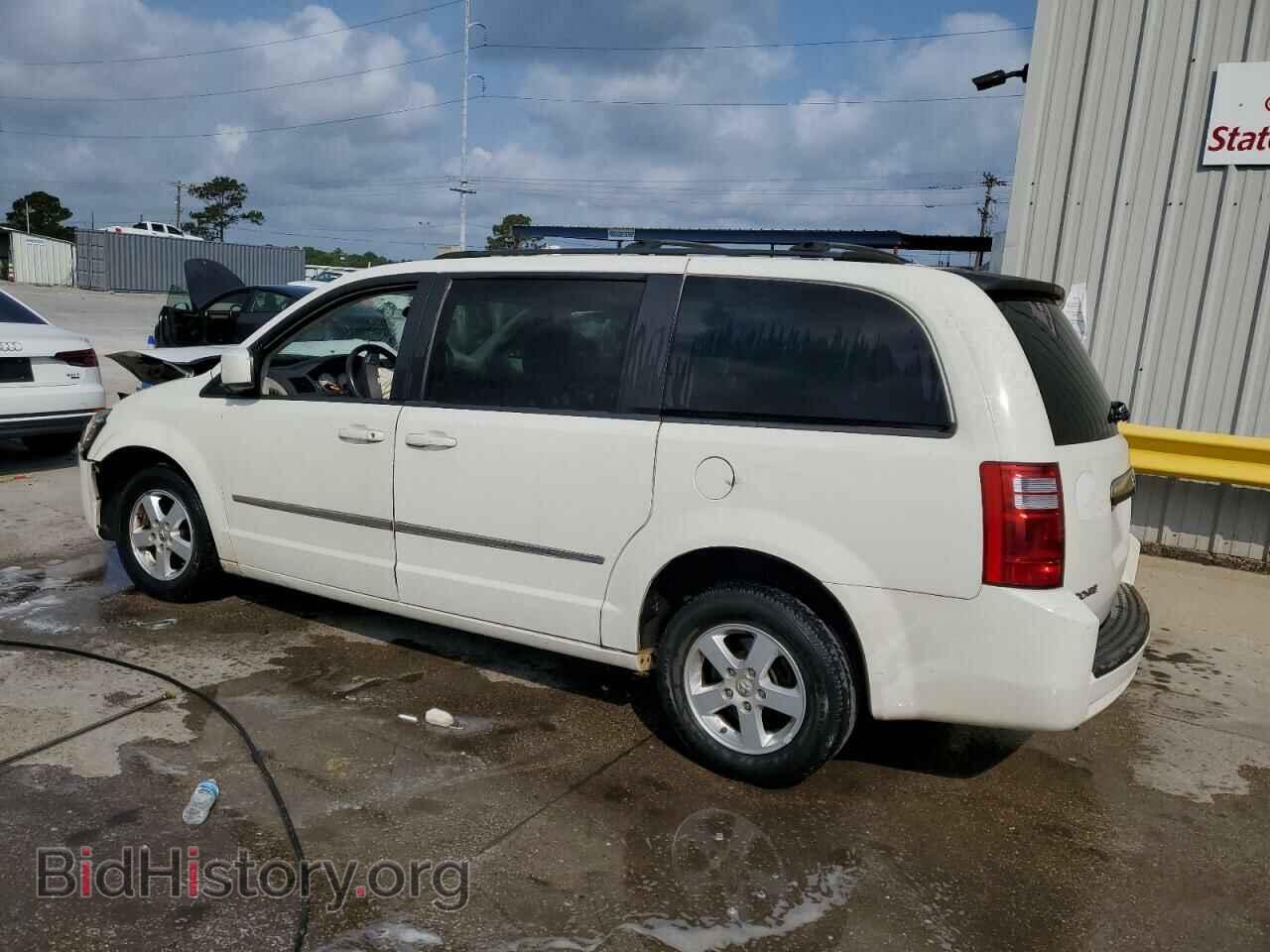 2010 DODGE CARAVAN - VIN: 2D4RN5D14AR485858 - Фото 2