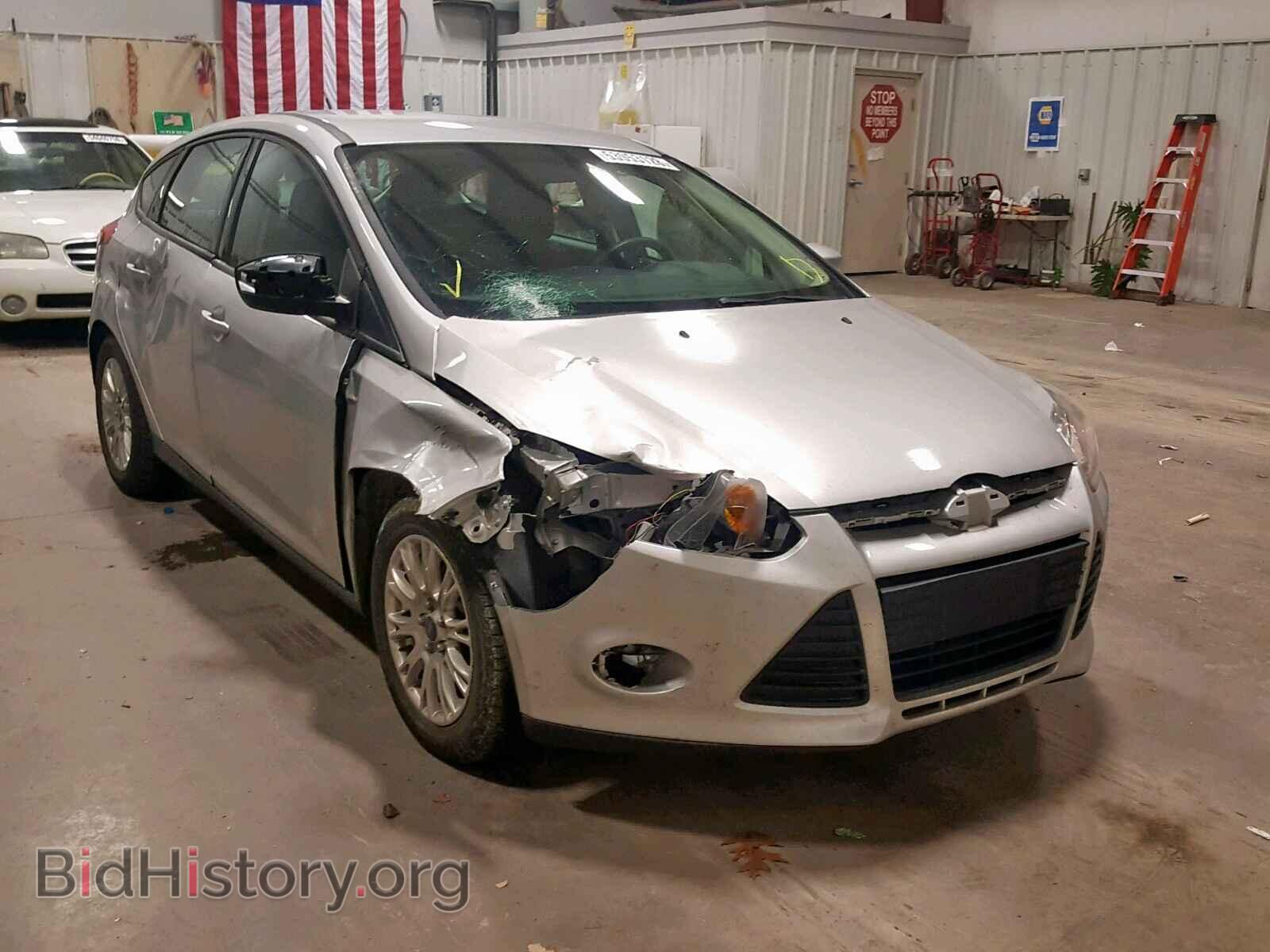Photo 1FAHP3K28CL455685 - FORD FOCUS 2012