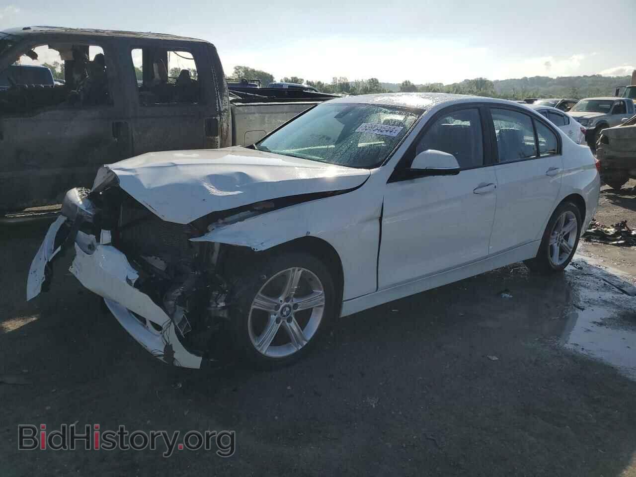 Photo WBA3C3G54ENS68192 - BMW 3 SERIES 2014
