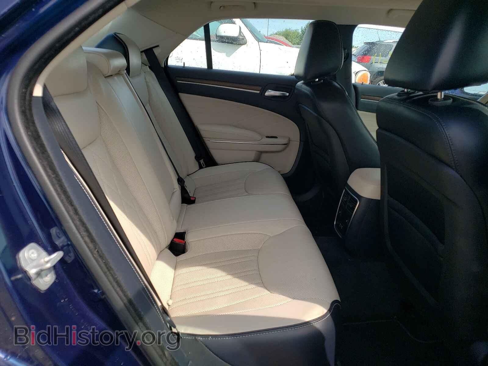 2015 CHRYSLER 300 - VIN: 2C3CCASG4FH808493 - Фото 6