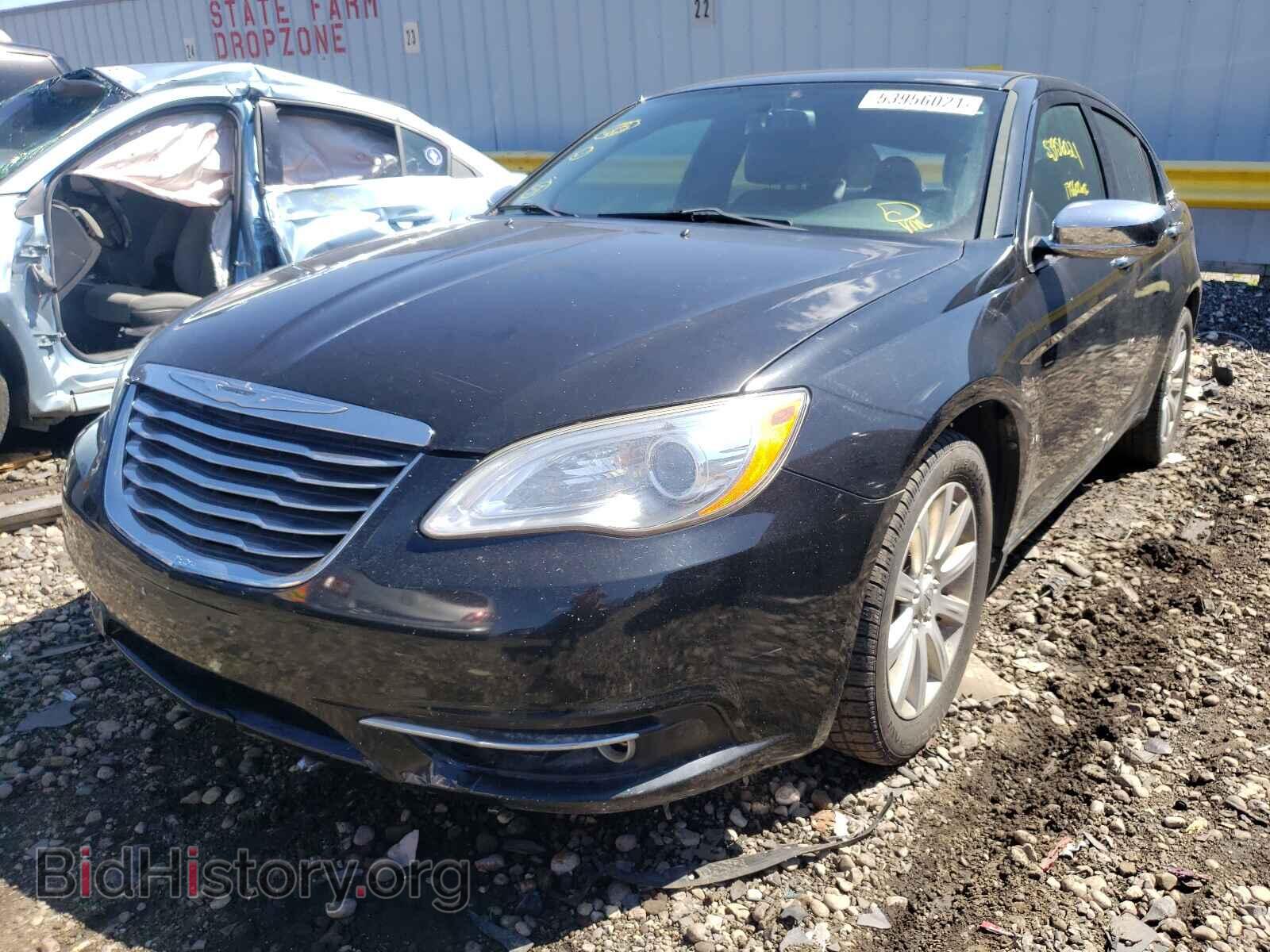 2013 CHRYSLER 200 - VIN: 1C3CCBCG2DN516043 - Photo 2