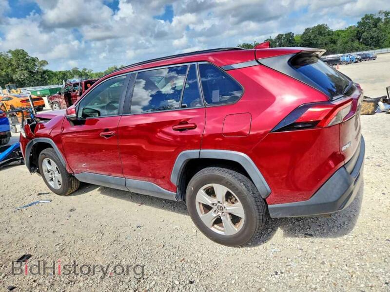 2020 Toyota RAV4 (VIN JTMP1RFVXLJ037414) — photo 2 of 15