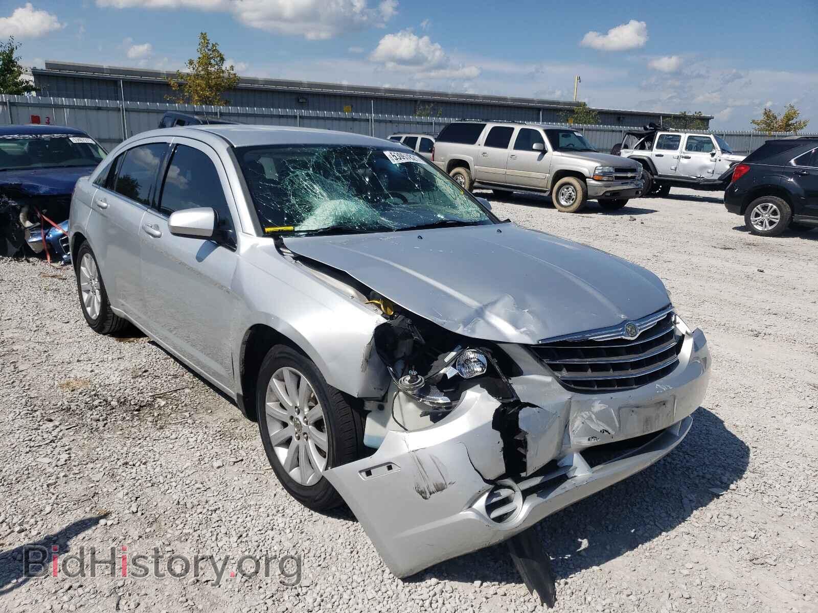 Photo 1C3CC5FB3AN216797 - CHRYSLER SEBRING 2010