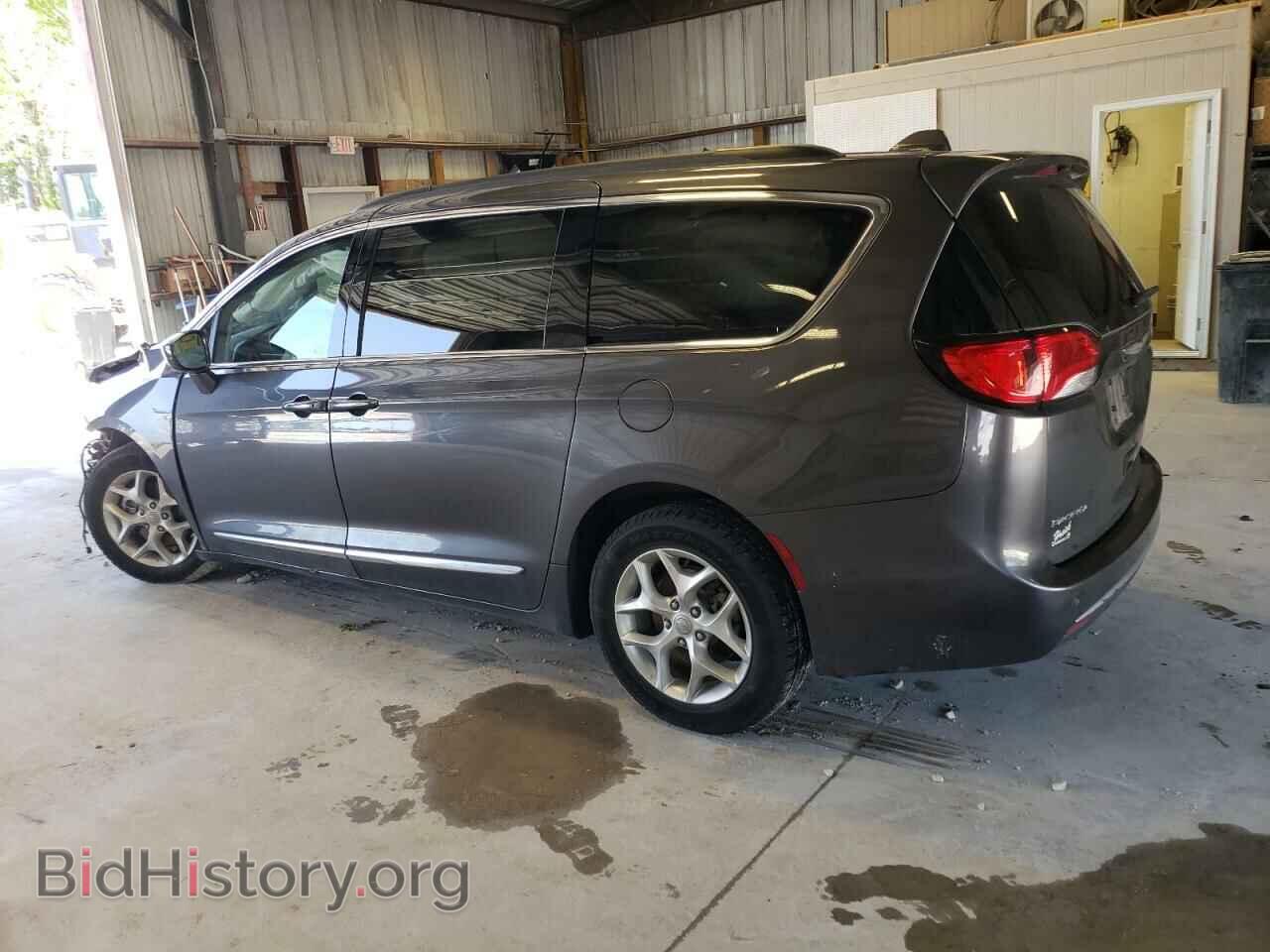 2017 CHRYSLER PACIFICA - VIN: 2C4RC1BG5HR816010 - Photo 2