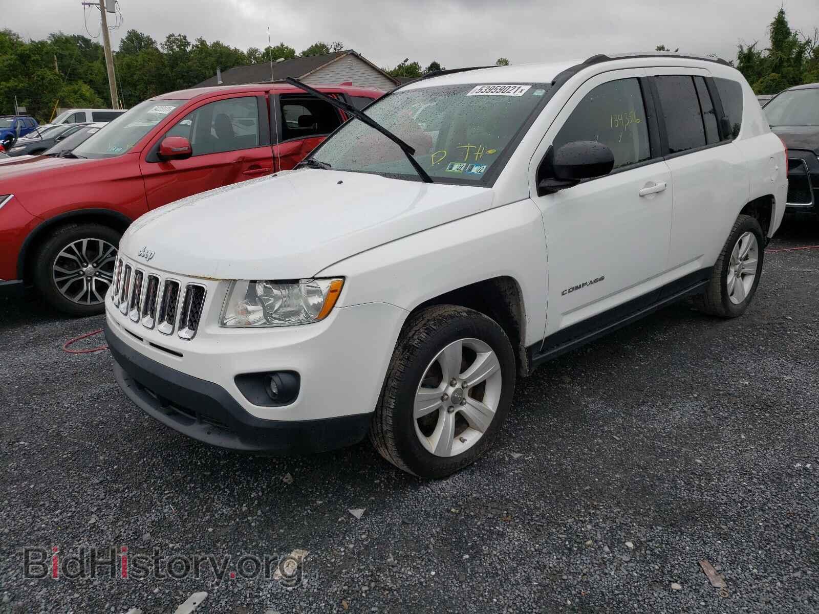 2011 JEEP COMPASS - VIN: 1J4NF1FB6BD158867 - Photo 2