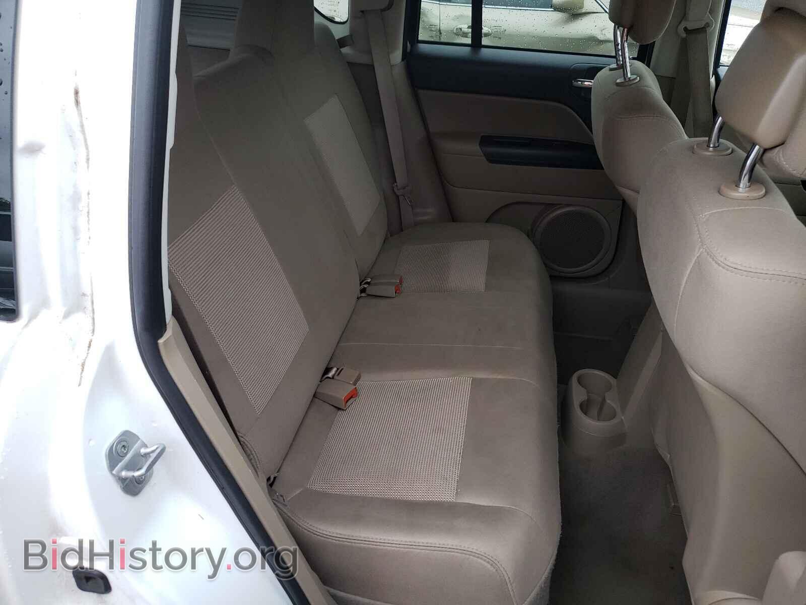 2011 JEEP COMPASS - VIN: 1J4NF1FB6BD158867 - Photo 6