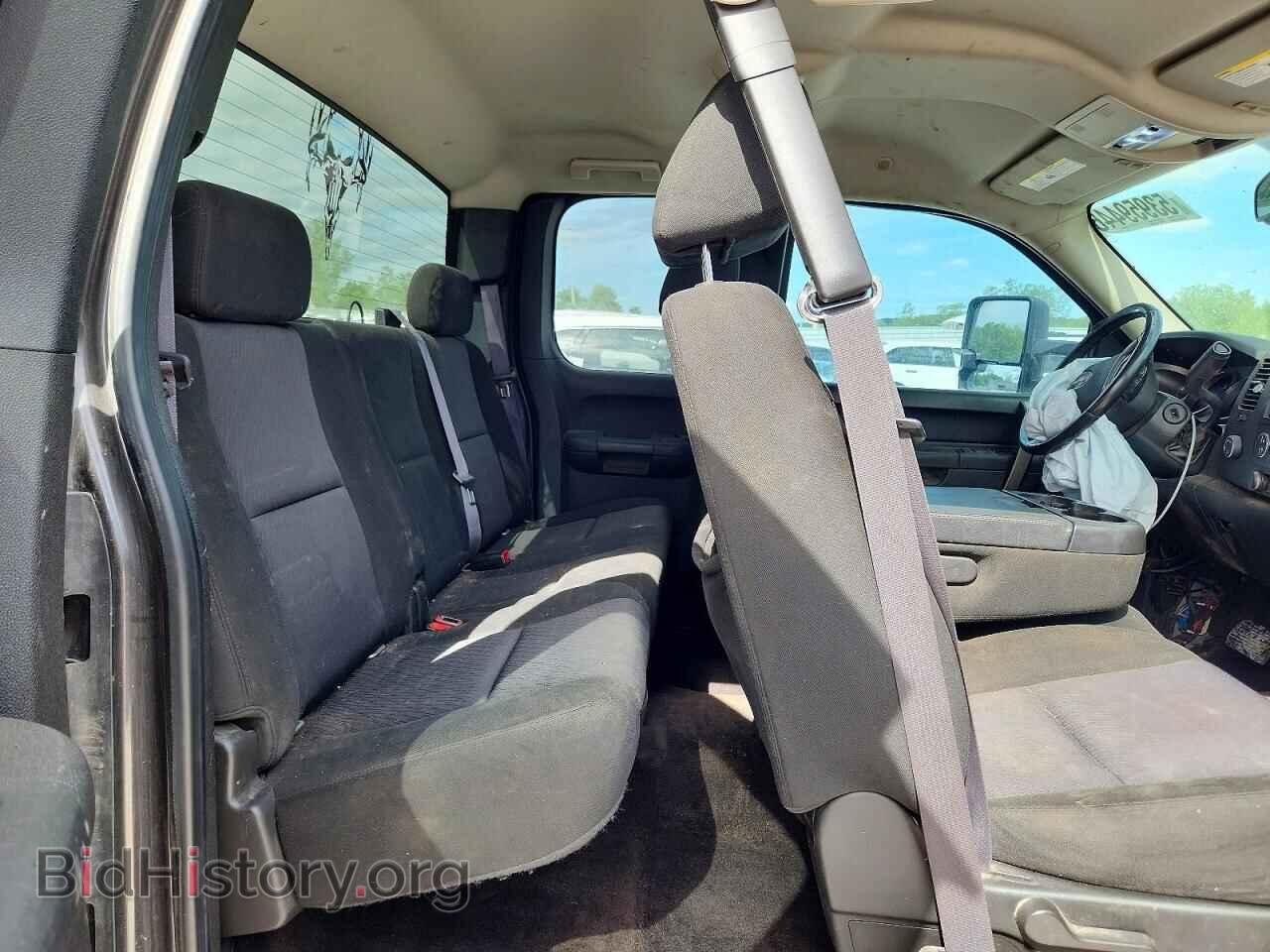 2011 GMC SIERRA - VIN: 1GTR2VE31BZ227410 - Фото 10