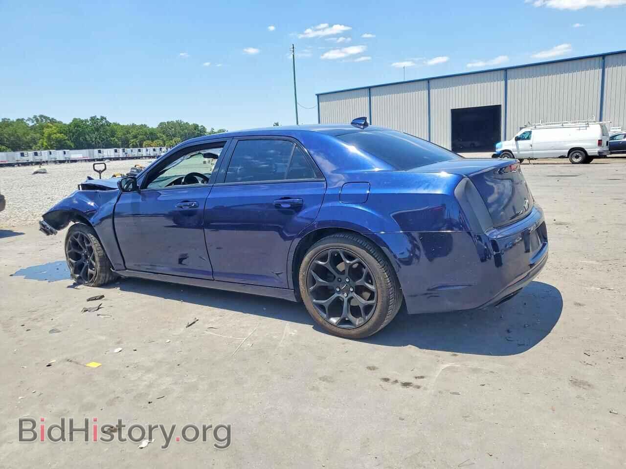 2016 CHRYSLER 300 - VIN: 2C3CCABG8GH118151 - Photo 2