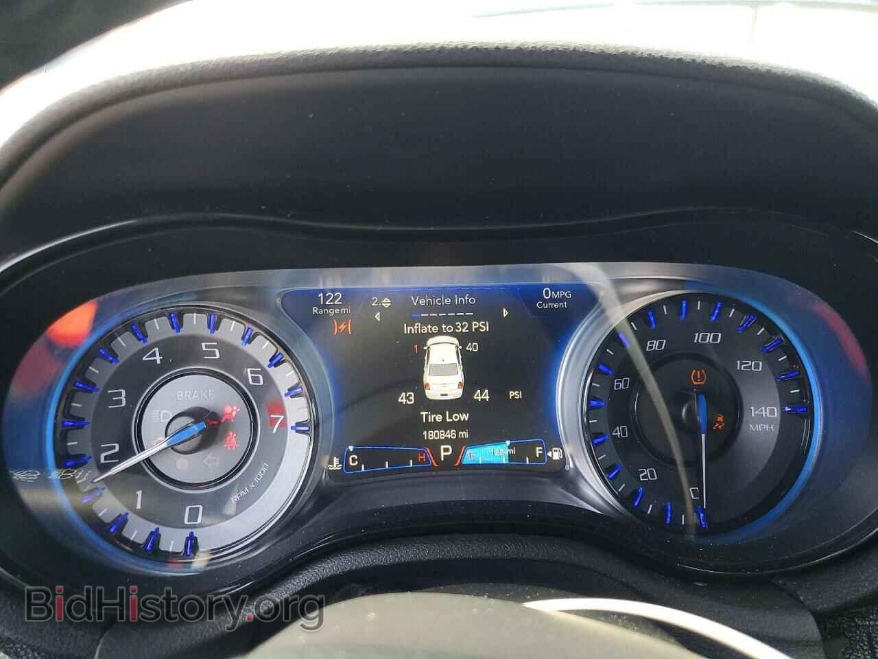 2016 CHRYSLER 300 - VIN: 2C3CCABG8GH118151 - Photo 9
