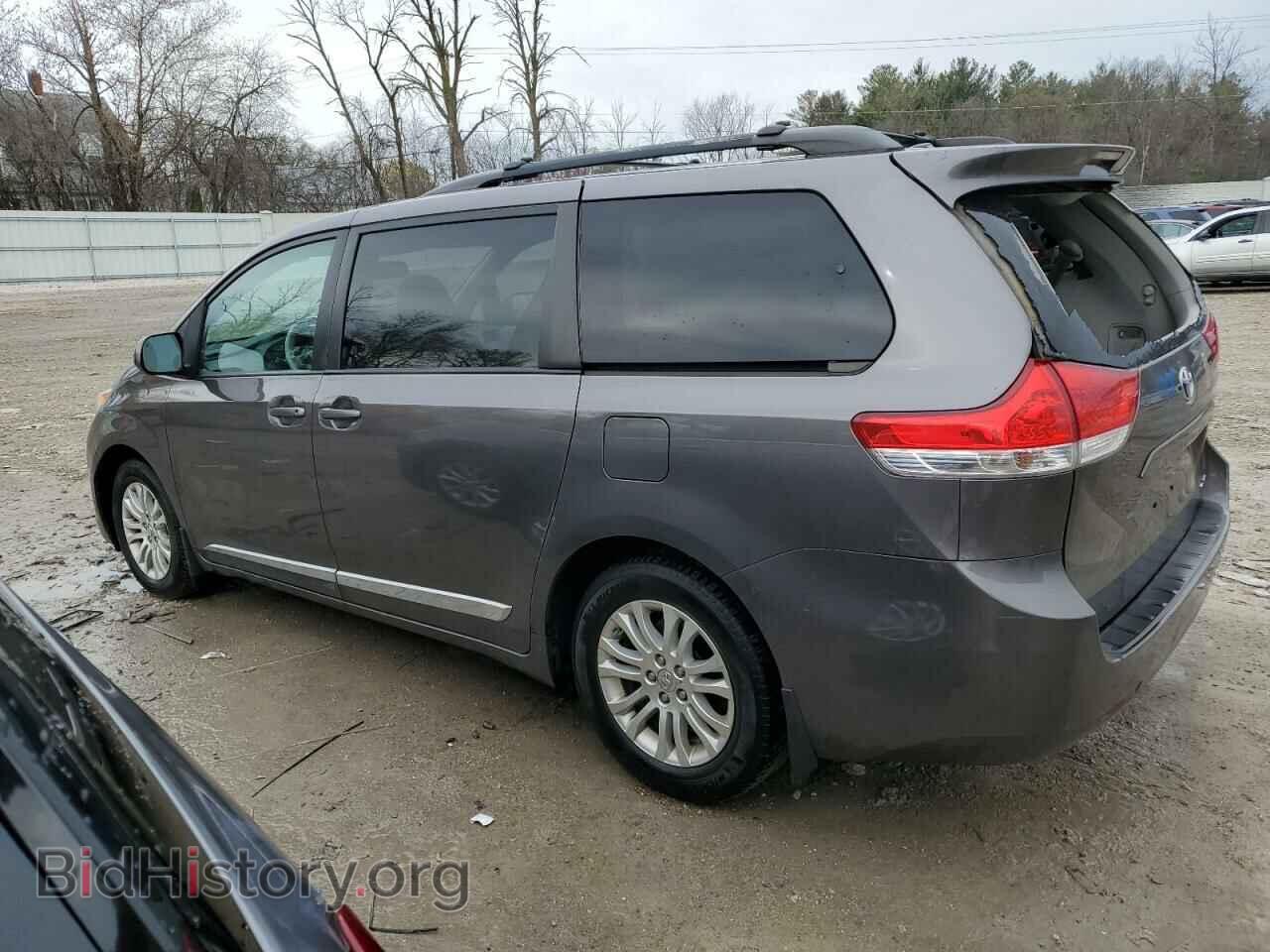 2013 TOYOTA All Models - VIN: 5TDYK3DC8DS307826 - Photo 2