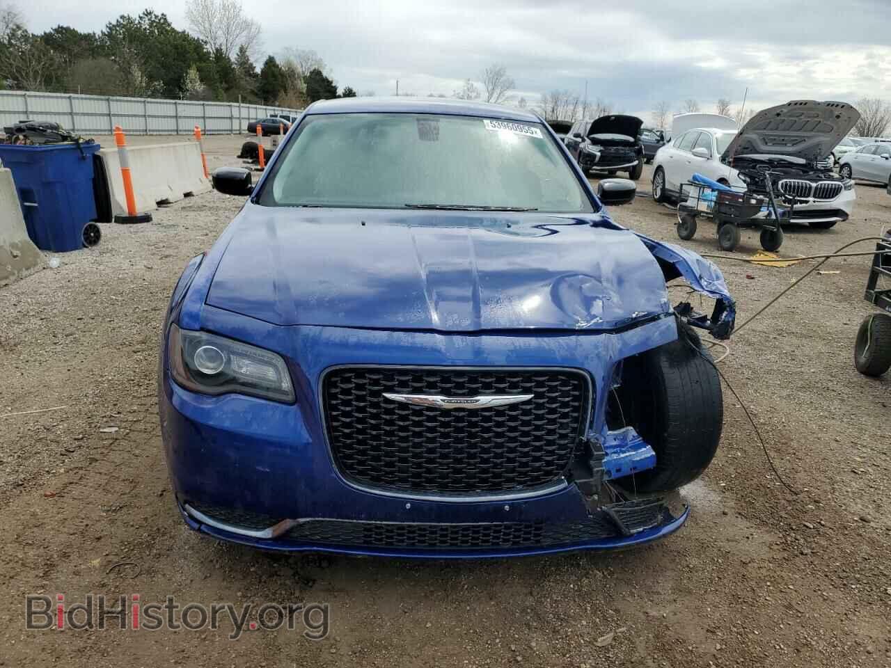 2019 CHRYSLER 300 - VIN: 2C3CCAAG0KH755545 - Фото 5